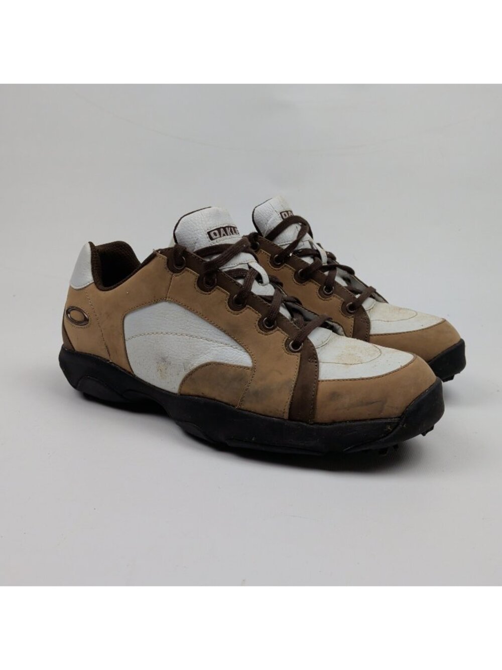 Vintage Y2K Oakley Leather Golf Shoes Men Sz 12 US Cyber Gorpcore Brown / White*